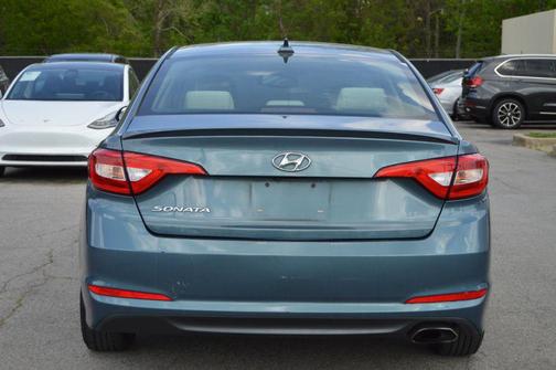 Nouveau Blue 2017 Hyundai SONATA SE