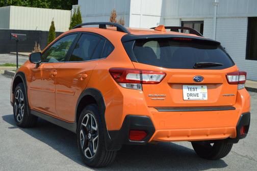 Sunshine Orange 2018 Subaru Crosstrek 2.0i Limited