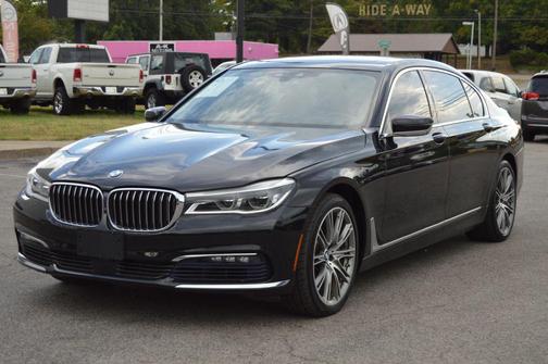 2016 BMW 750 i xDrive