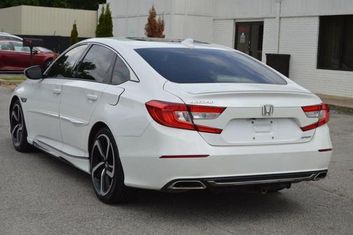 Platinum White Pearl 2018 Honda Accord Sport