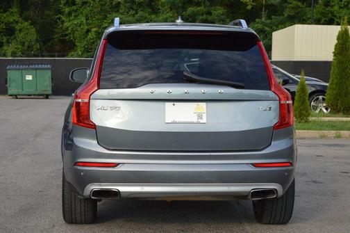 2019 Volvo XC90 T6 Momentum