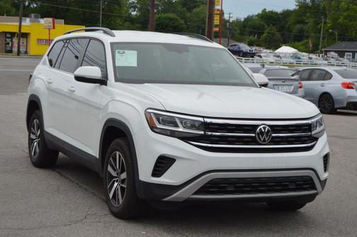 Pure White 2021 Volkswagen Atlas 2.0T SE