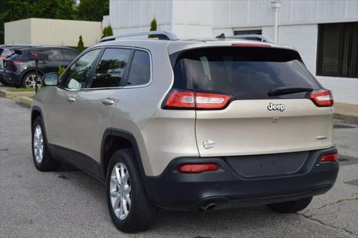 2015 Jeep Cherokee Sport
