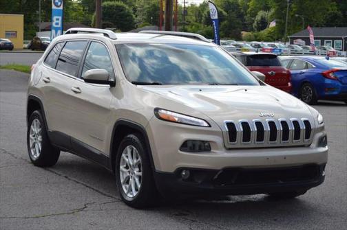 2015 Jeep Cherokee Sport