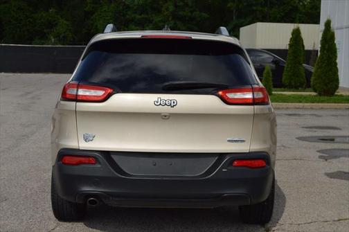 2015 Jeep Cherokee Sport