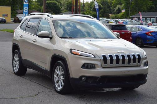 2015 Jeep Cherokee Sport