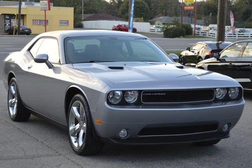 2013 Dodge Challenger SXT