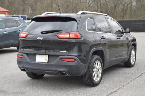 2015 Jeep Cherokee Sport
