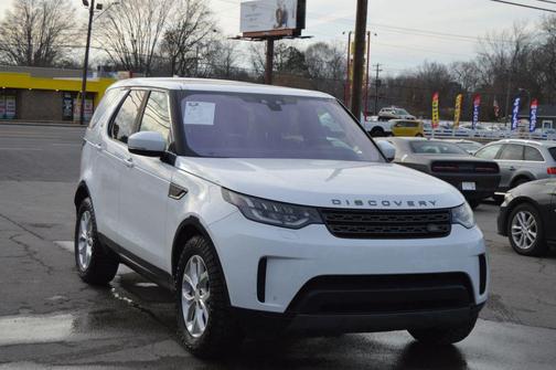 2020 Land Rover Discovery SE