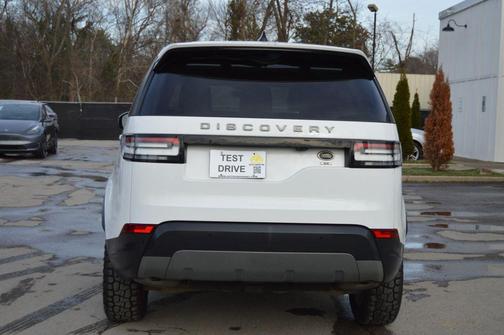 2020 Land Rover Discovery SE