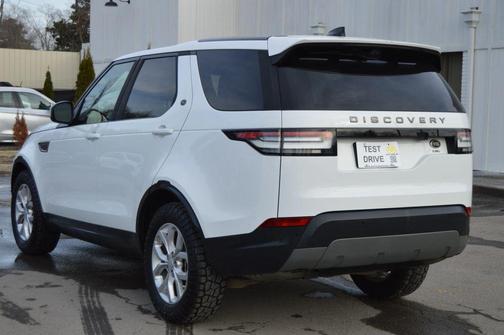 2020 Land Rover Discovery SE