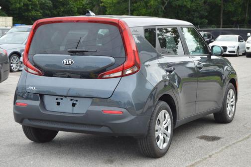 Gravity Gray 2021 Kia Soul LX
