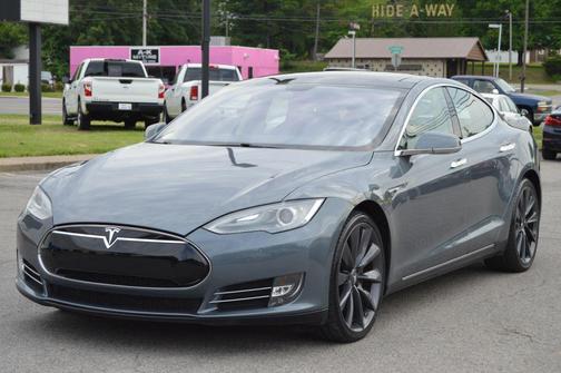 Gray Metallic 2013 Tesla Model S Sedan 4D