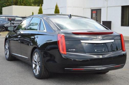 2014 Cadillac XTS Base