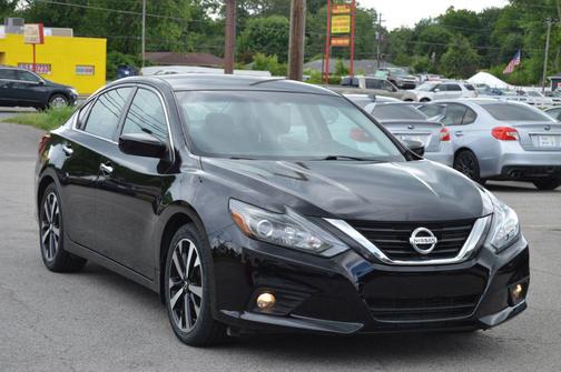 Super Black 2018 Nissan Altima 2.5 SR