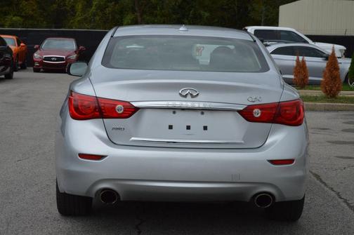 2015 INFINITI Q50 Premium