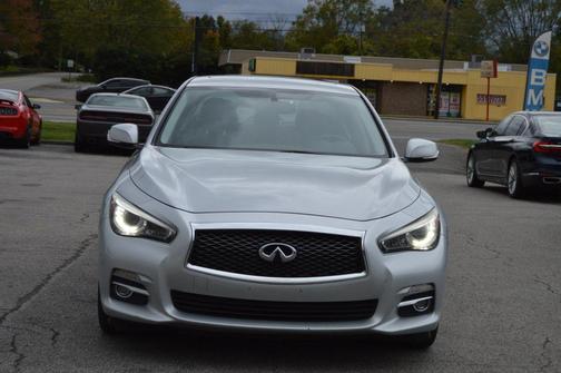 2015 INFINITI Q50 Premium