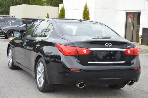 2015 INFINITI Q50 Sport