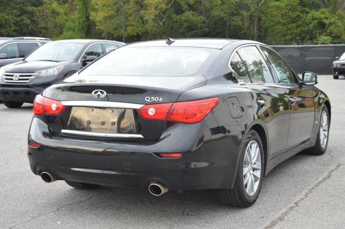 2015 INFINITI Q50 Sport