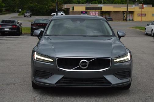 2019 Volvo S60 T5 Momentum