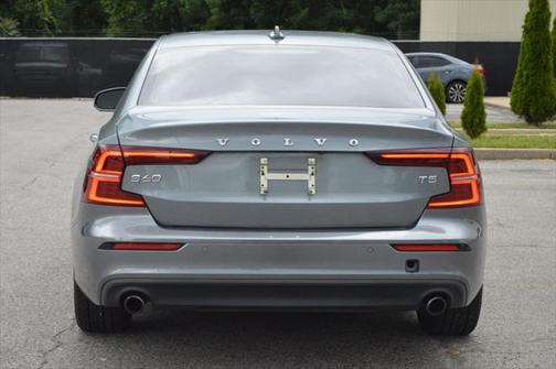 2019 Volvo S60 T5 Momentum