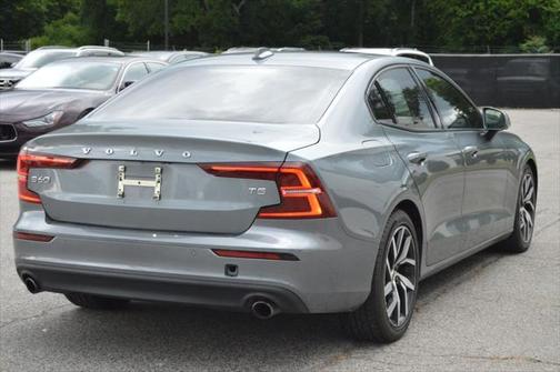 2019 Volvo S60 T5 Momentum