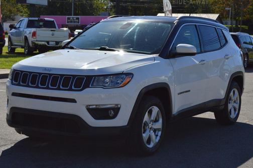 White Clearcoat 2018 Jeep Compass Latitude