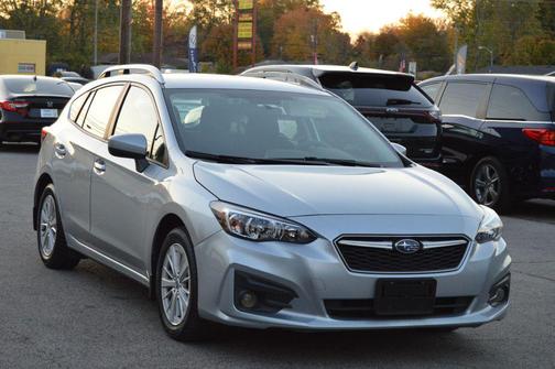 2018 Subaru Impreza 2.0i Premium