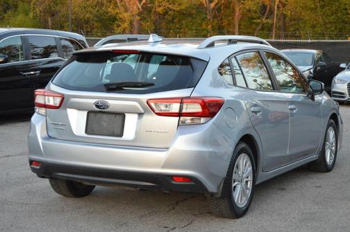 2018 Subaru Impreza 2.0i Premium