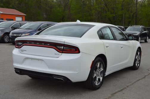 2016 Dodge Charger SXT