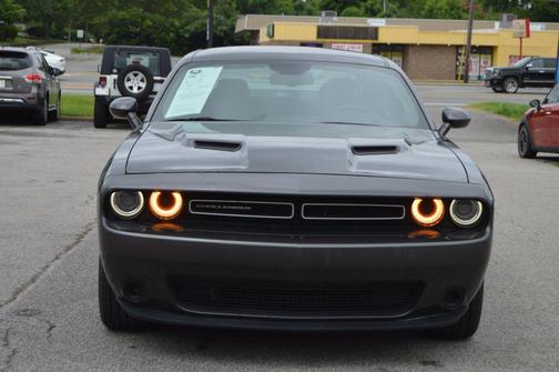 2015 Dodge Challenger SXT