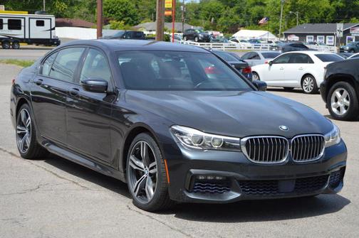 Gray 2016 BMW 740 740i Sedan 4D