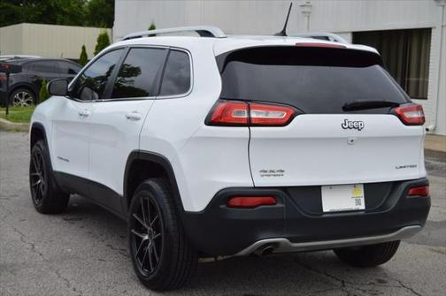 2014 Jeep Cherokee Sport