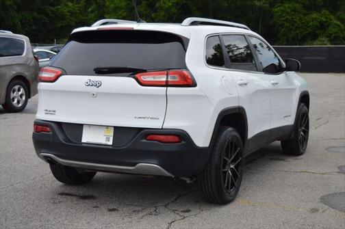 2014 Jeep Cherokee Sport