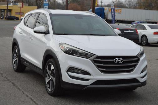 2016 Hyundai TUCSON Sport