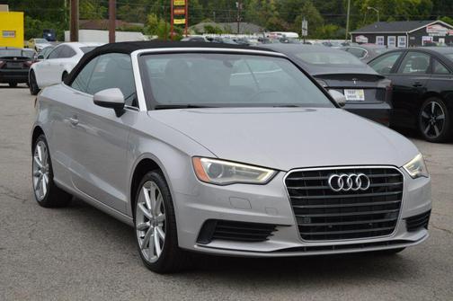 Florett Silver Metallic/Black Roof 2016 Audi A3 1.8T Premium