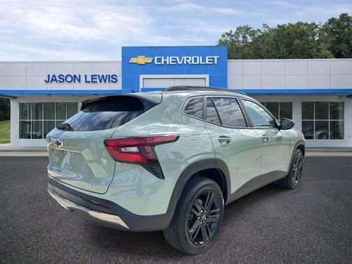 Cacti Green 2026 Chevrolet Trax FWD ACTIV