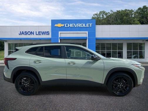 Cacti Green 2026 Chevrolet Trax FWD ACTIV