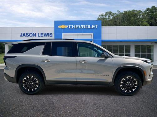 Sandstone 2026 Chevrolet Traverse AWD Z71