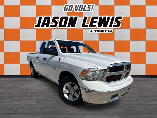 Bright White Clearcoat 2024 RAM 1500 Classic SLT