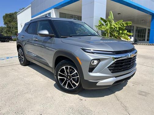 Sterling Gray Metallic 2026 Chevrolet Trailblazer LT