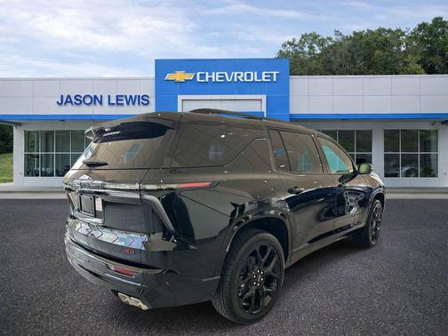 Mosaic Black Metallic 2026 Chevrolet Traverse RS