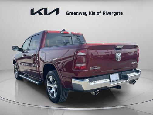 Delmonico Red Pearlcoat 2022 RAM 1500 Laramie