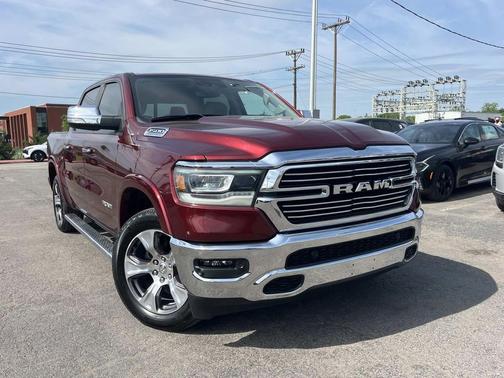 Delmonico Red Pearlcoat 2022 RAM 1500 Laramie