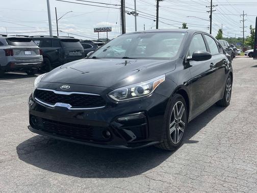 Aurora Black 2019 Kia Forte S