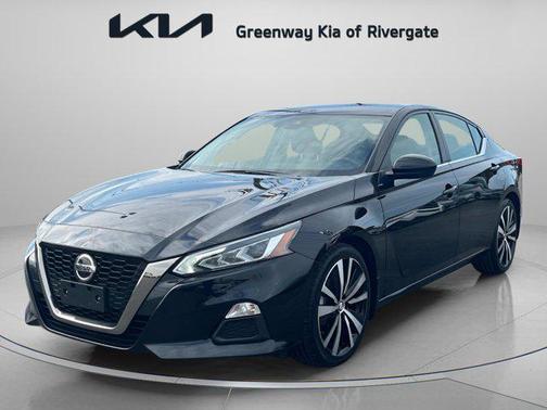 2022 Nissan Altima SR FWD