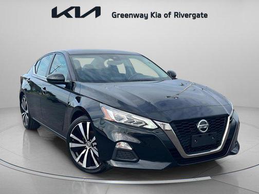 2022 Nissan Altima SR FWD