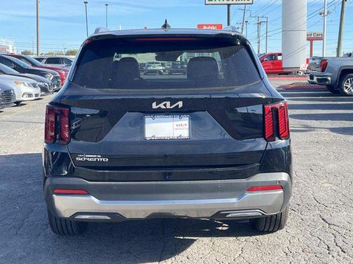 2025 Kia Sorento SX
