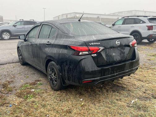 2020 Nissan Versa 1.6 S