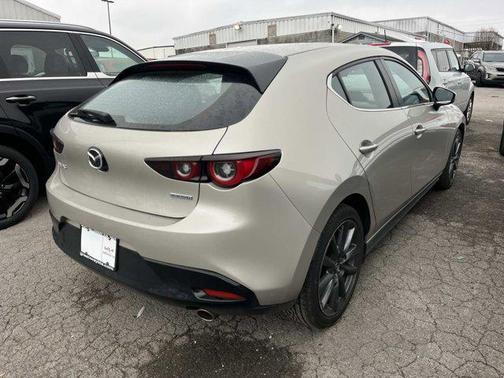 2023 Mazda Mazda3 FWD w/Preferred Package